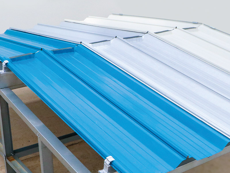 5. Fix roofing sheets. Turn up the tray of sheet at the ridge of roofing