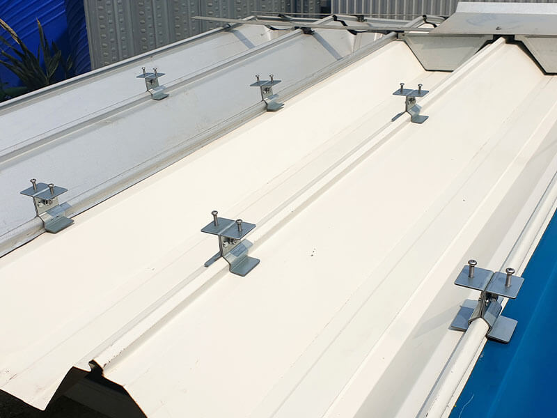 Roof Protection clip for Boltless system : roof profile is KS KlipSeam60 and KS KlipSeam110