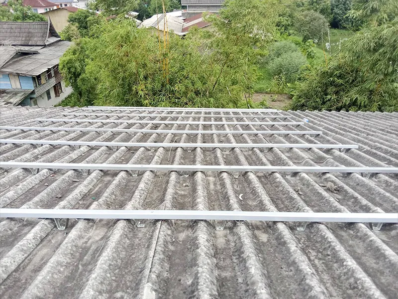 Double roof (Top up roof), เอกมัย